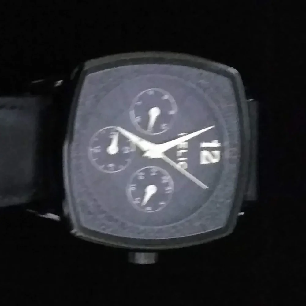 Relic Wrist Watch - Picture 13 of 16